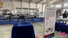 <b>也有能出产几微米精度医疗耗材的精细工场；记</b>